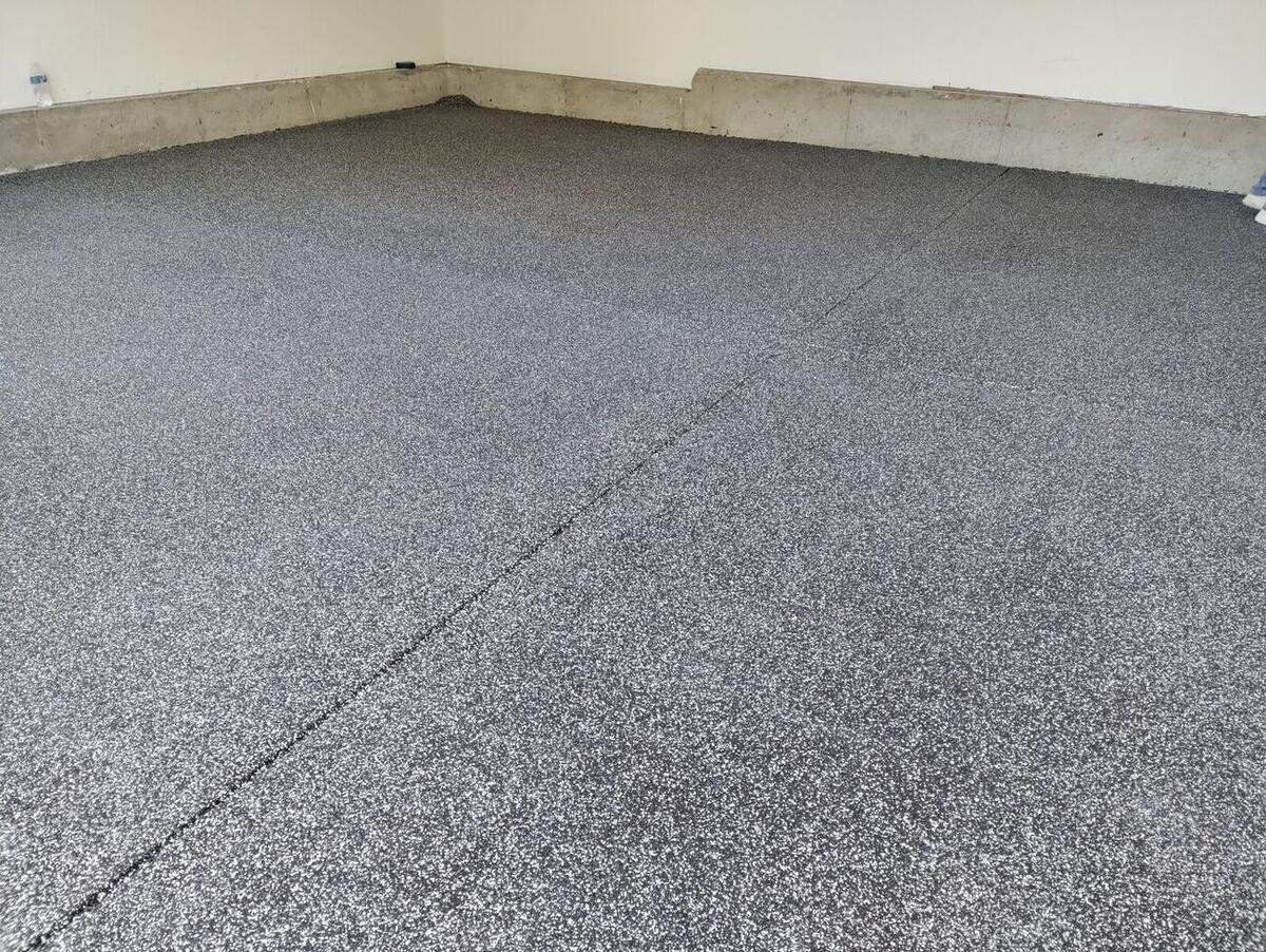 Flake Epoxy project in Colorado — photo 14